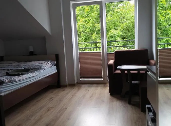 Alloggio in famiglia Sis *