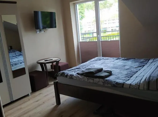 Sis Alloggio in famiglia *